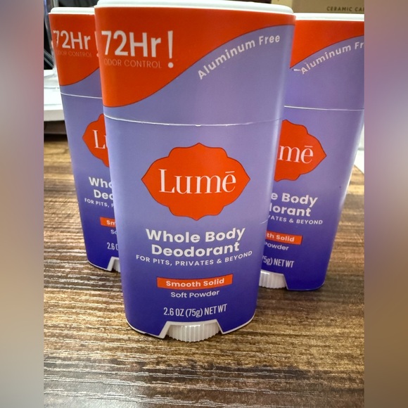 Lume Whole Body Deodorant - Smooth Solid Soft Powder - Picture 2 of 8